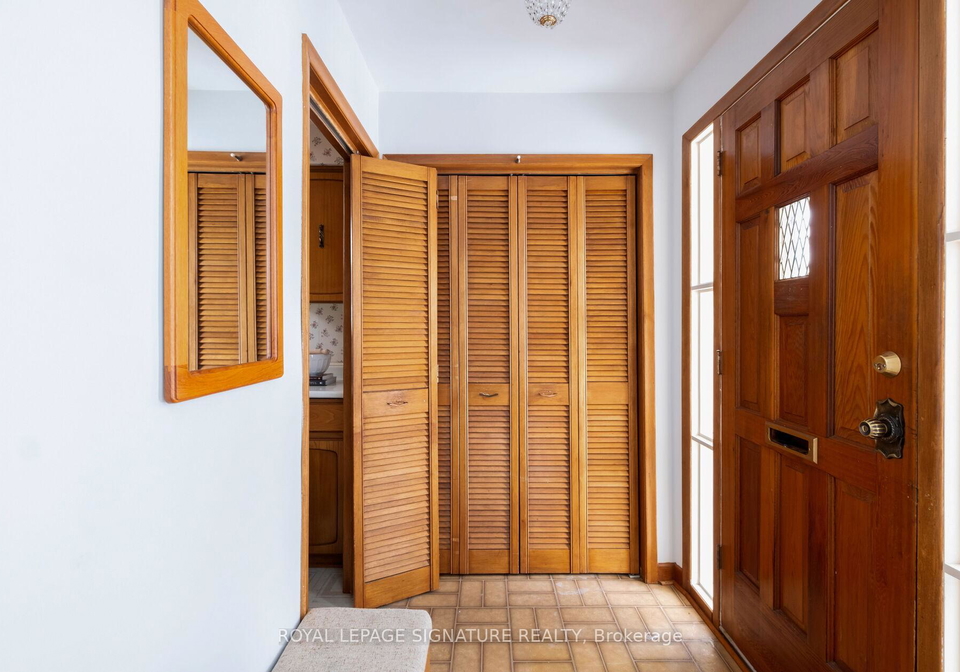 22-merkley-square-scarborough-ontario-e12378030
