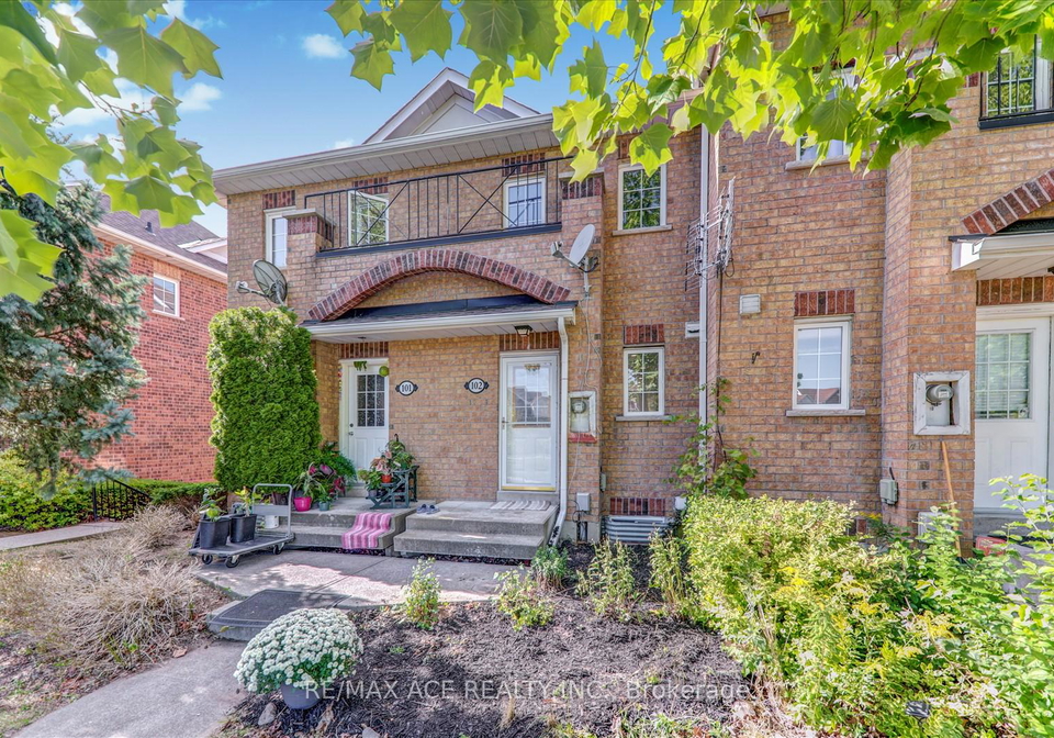 2-hedge-end-road-scarborough-ontario-e12378438