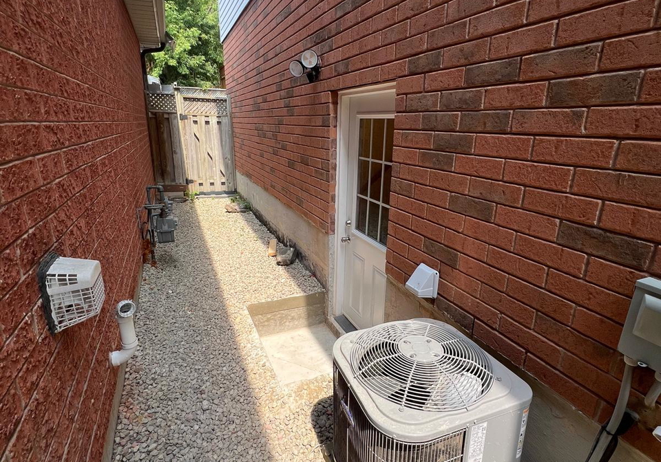 6-adams-park-gate-e-scarborough-ontario-e12378478