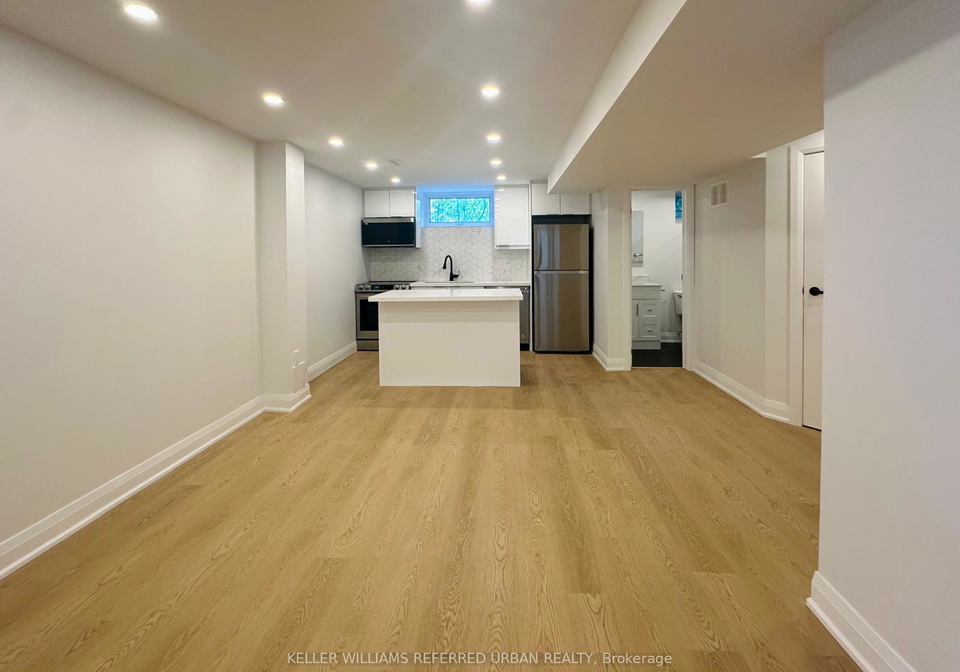 906-marinet-crescent-pickering-ontario-e12378620