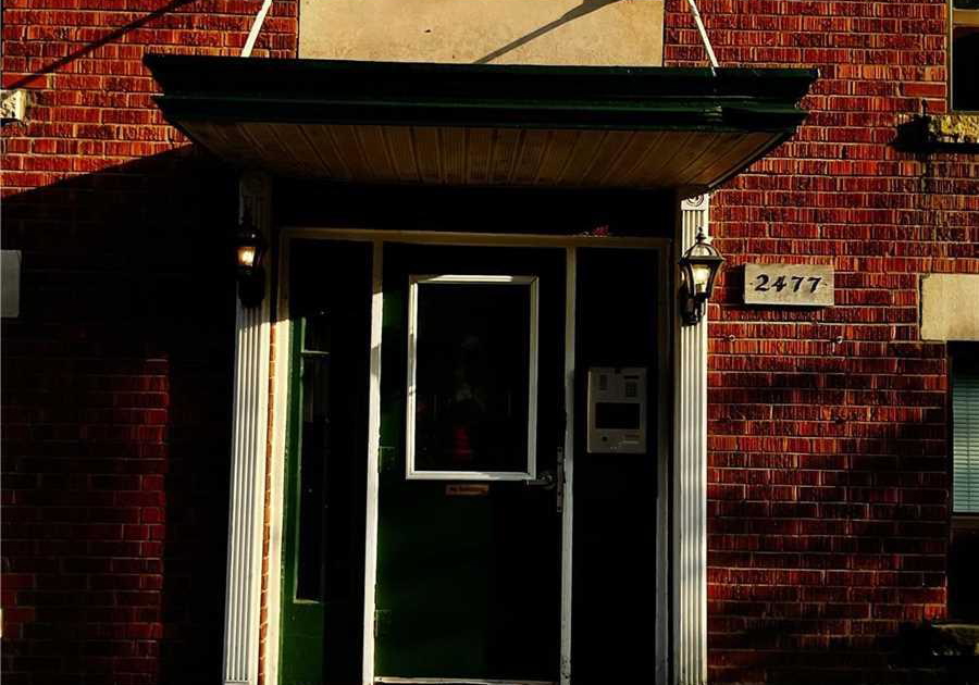 2477-queen-street-e-toronto-ontario-e12379119