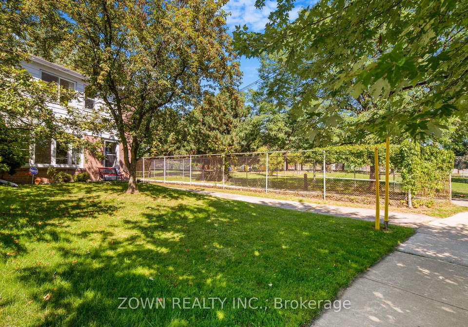 118-chestnut-crescent-scarborough-ontario-e12379360