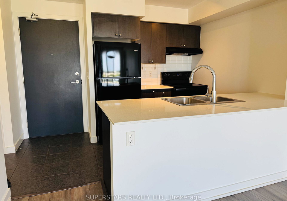 8-trent-avenue-toronto-ontario-e12379505