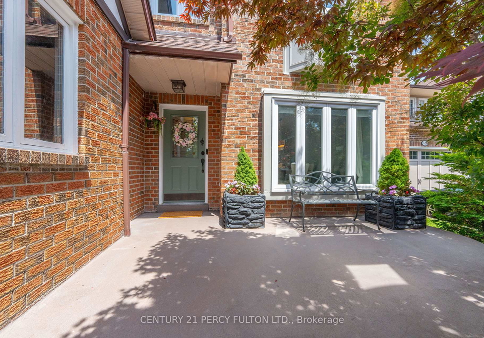 1032-rambleberry-avenue-pickering-ontario-e12380396