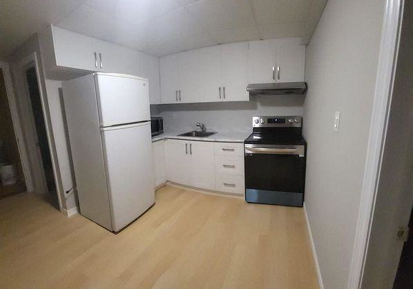 22-goya-crescent-scarborough-ontario-e12380449