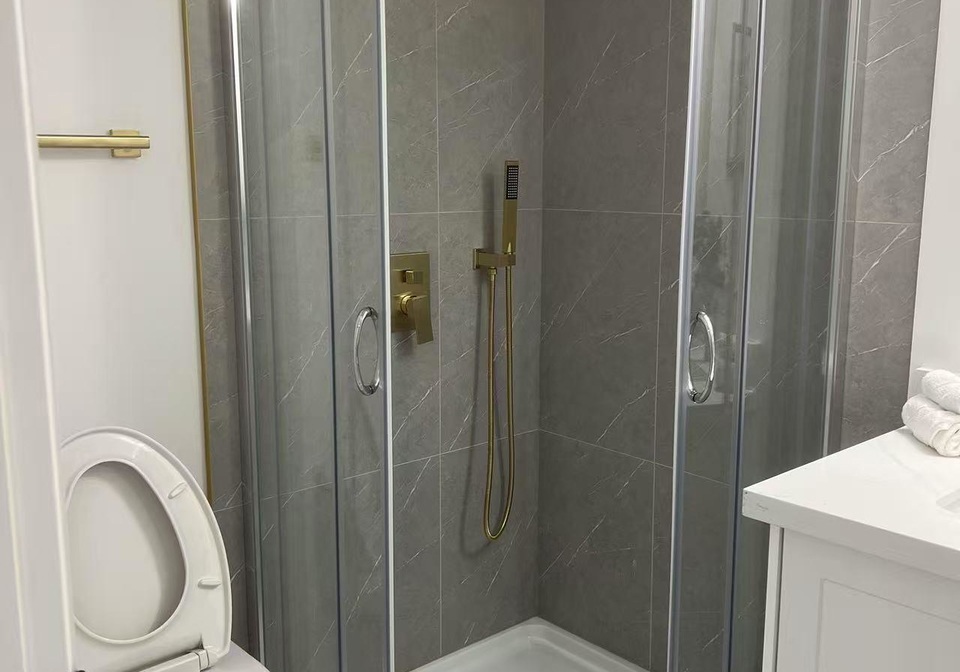 85-springdale-boulevard-east-york-ontario-e12380726