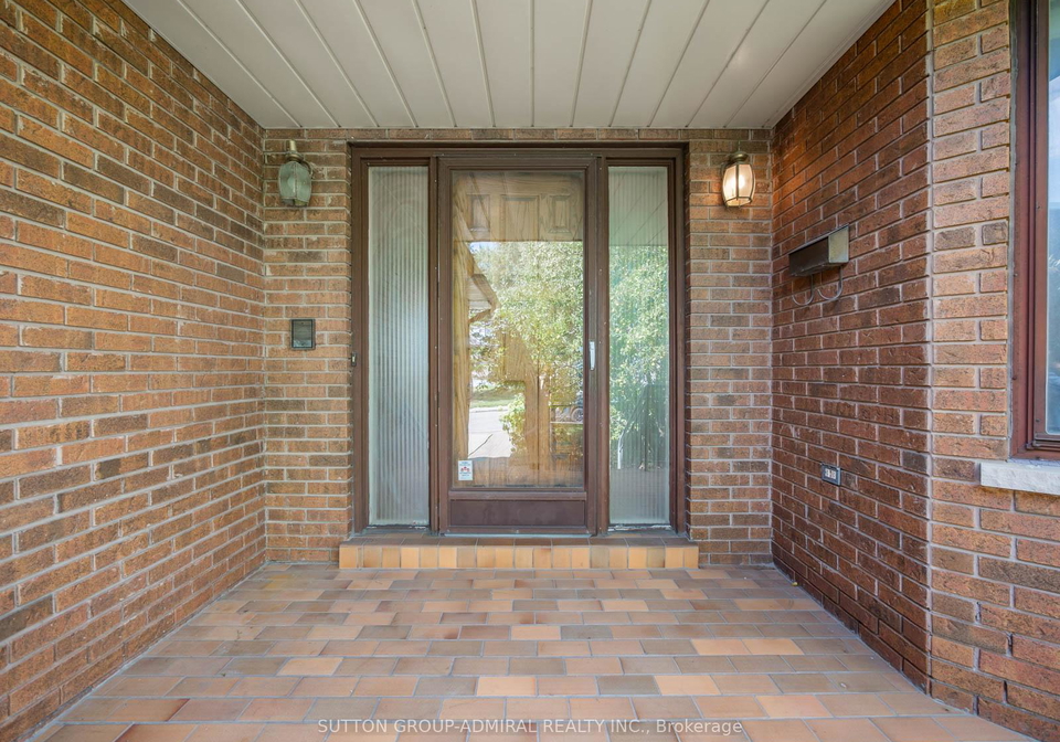 150-maybourne-avenue-scarborough-ontario-e12380998