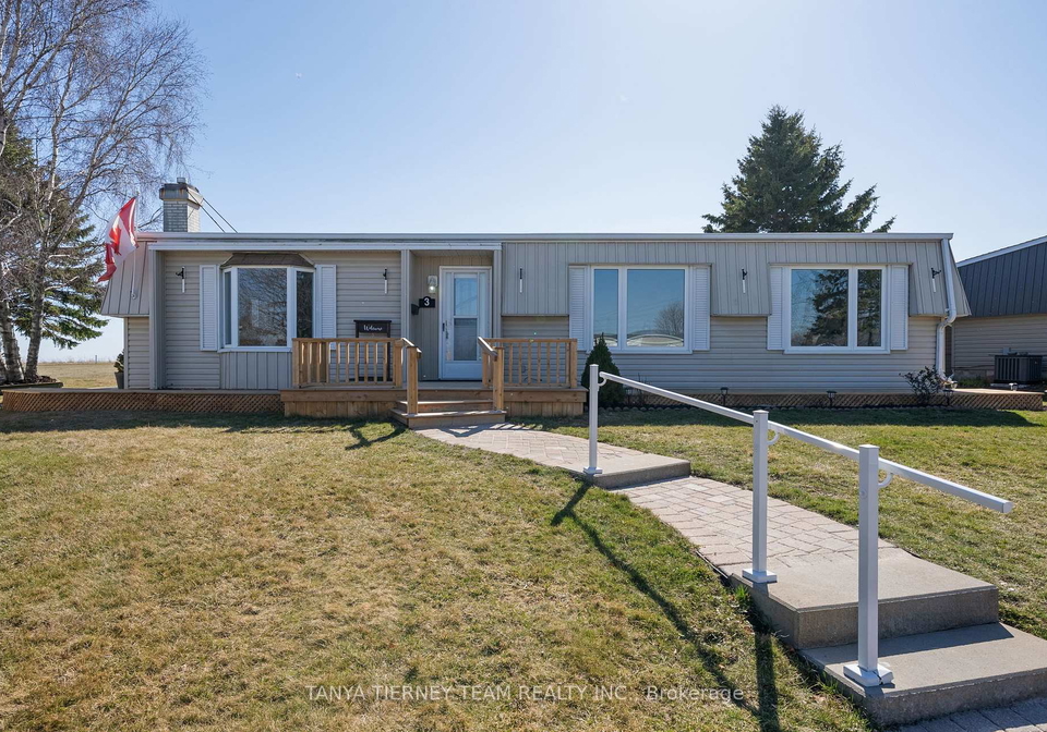3-bluffs-road-clarington-ontario-e12381606