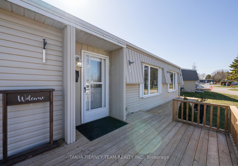 3-bluffs-road-clarington-ontario-e12381606