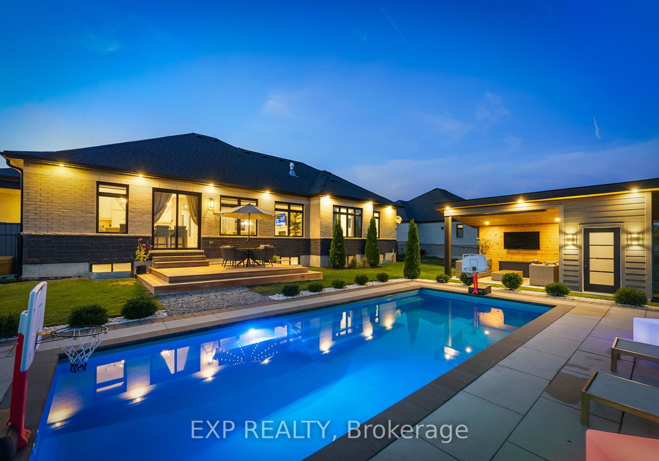 63-charles-tilley-crescent-clarington-ontario-e12382179
