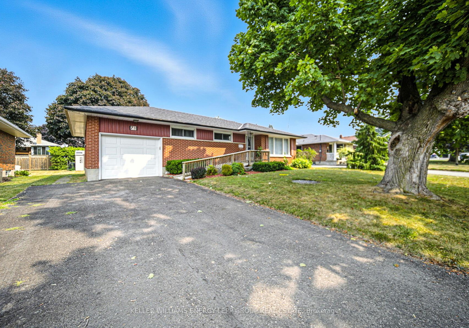 71-parkway-crescent-clarington-ontario-e12382998