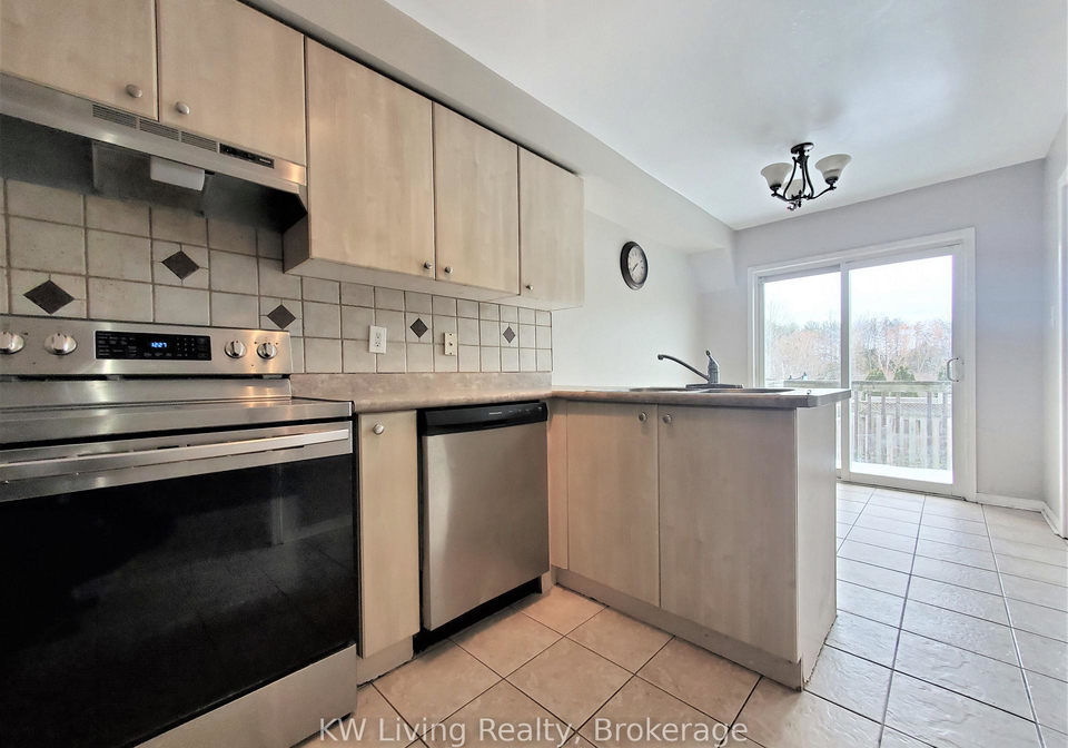3-odessa-crescent-whitby-ontario-e12383507