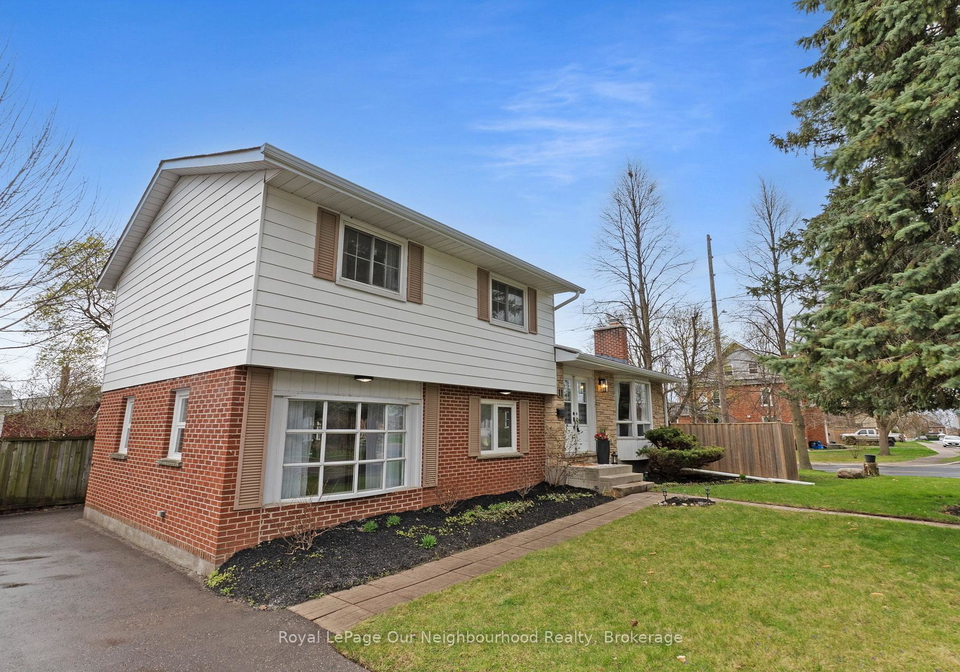 11-ontario-street-clarington-ontario-e12383567