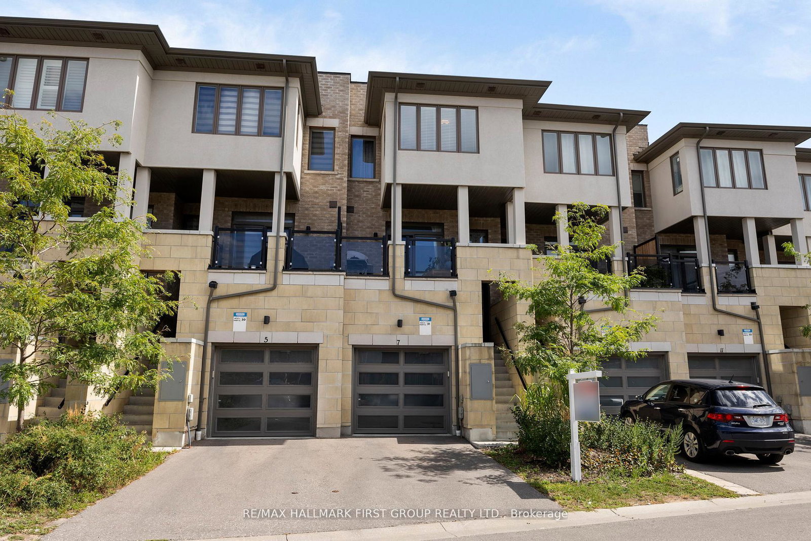 7-shawfield-way-whitby-ontario-e12384354