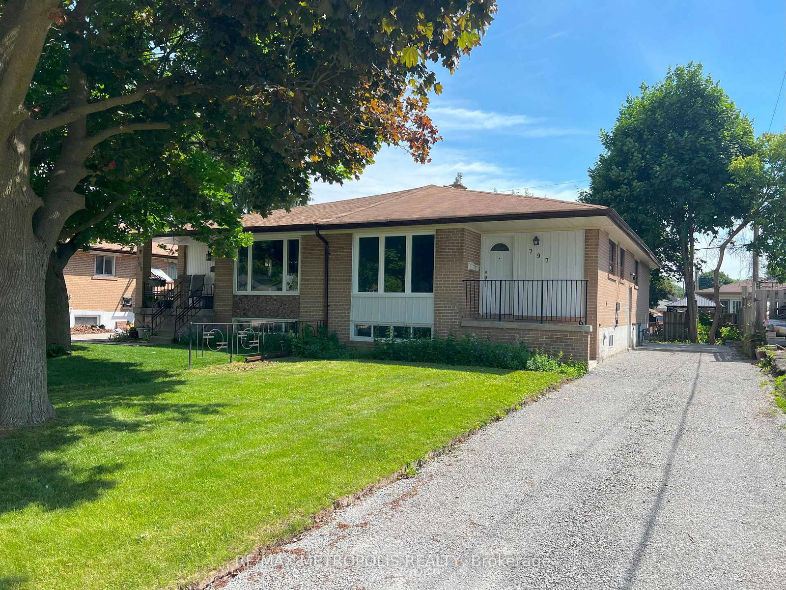 797-zator-avenue-pickering-ontario-e12385432