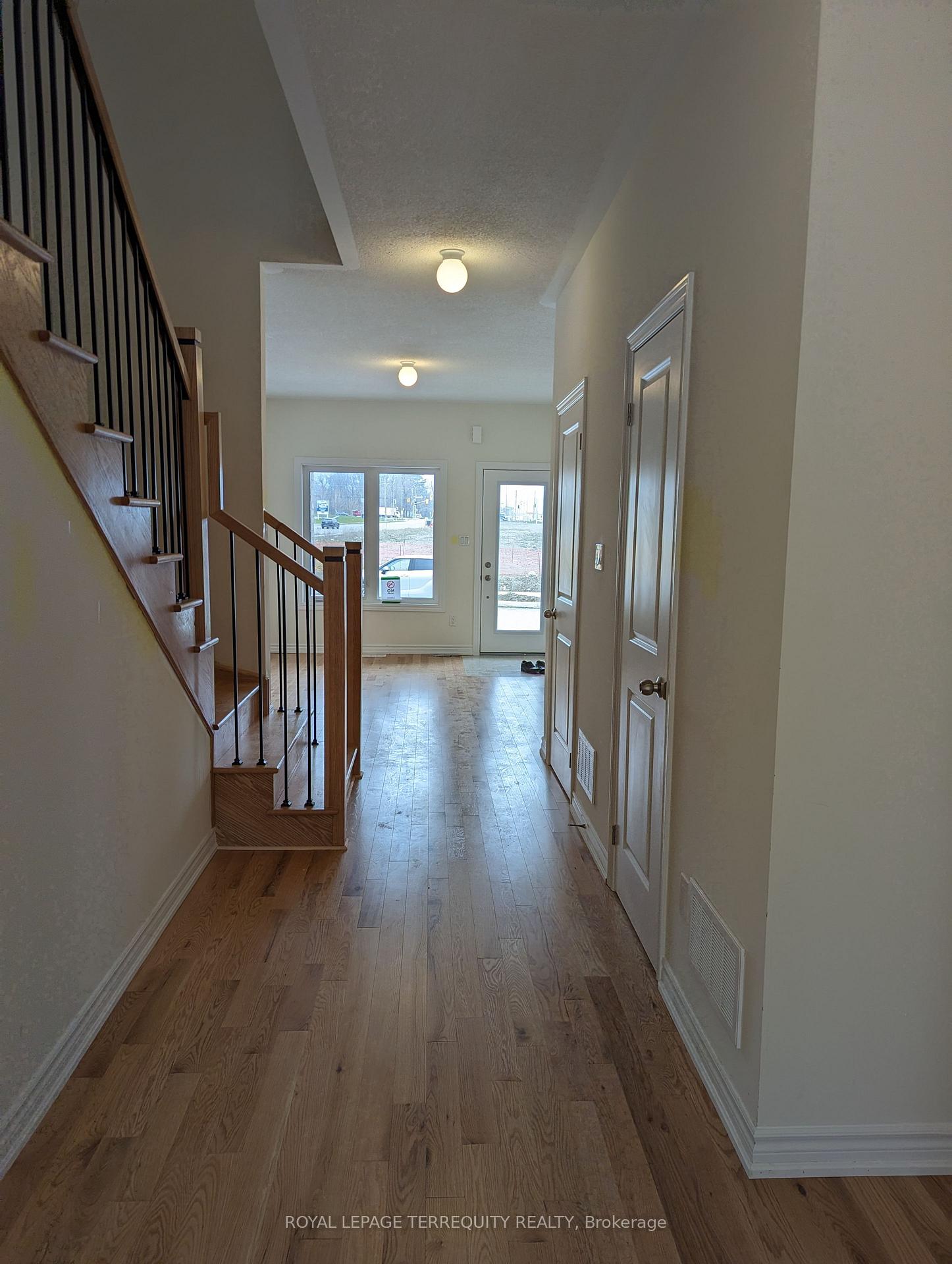 1125-marathon-avenue-pickering-ontario-e12385566
