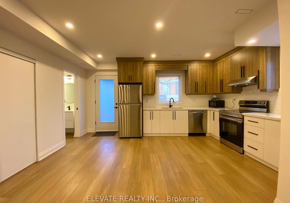202-glebemount-avenue-east-york-ontario-e12385800