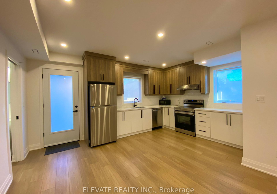 202-glebemount-avenue-east-york-ontario-e12385800