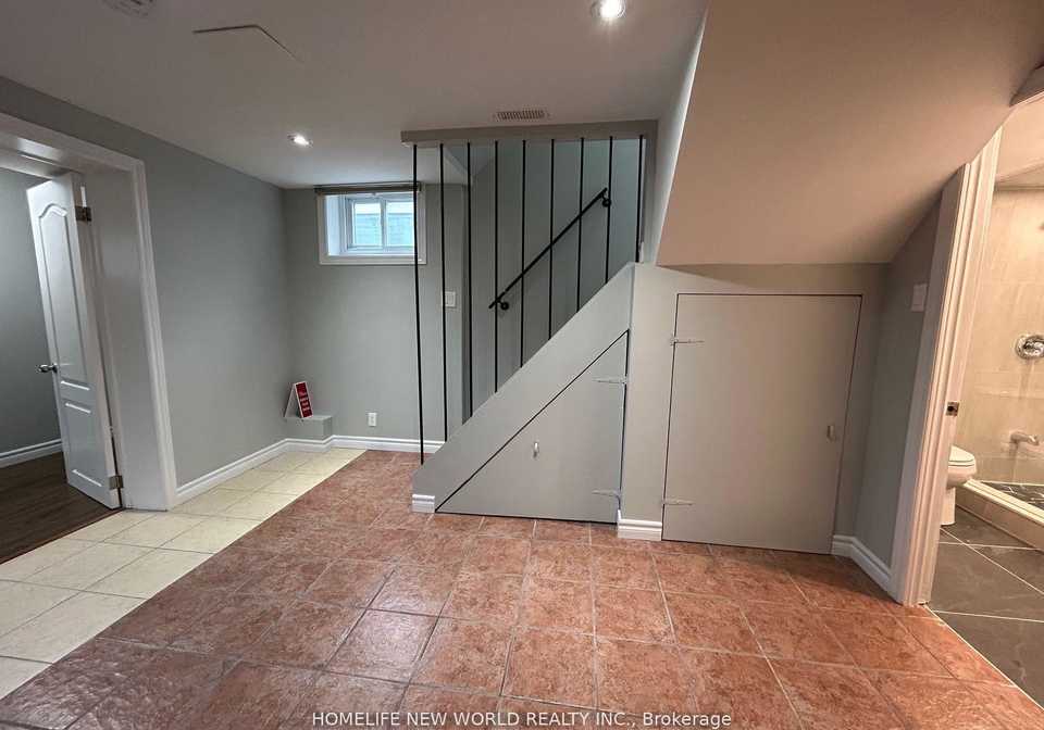 37-budea-crescent-scarborough-ontario-e12386164