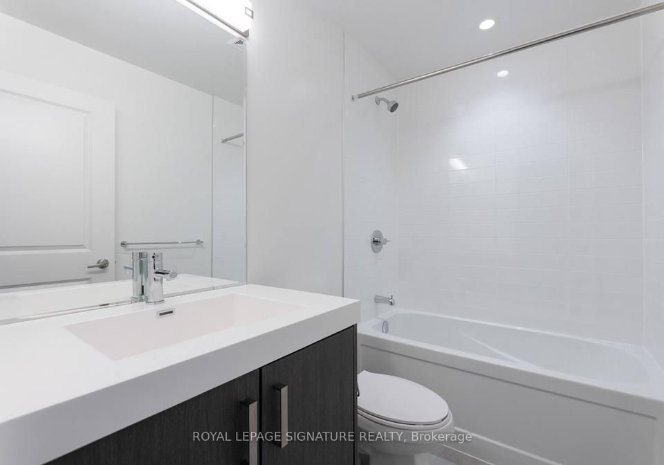 1010-dundas-street-whitby-ontario-e12386252