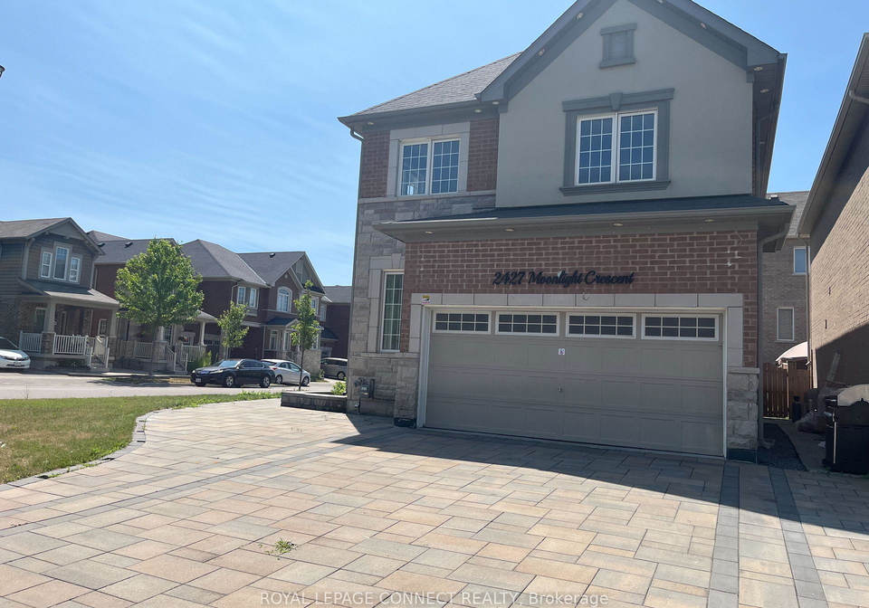 2427-moonlight-crescent-pickering-ontario-e12386330