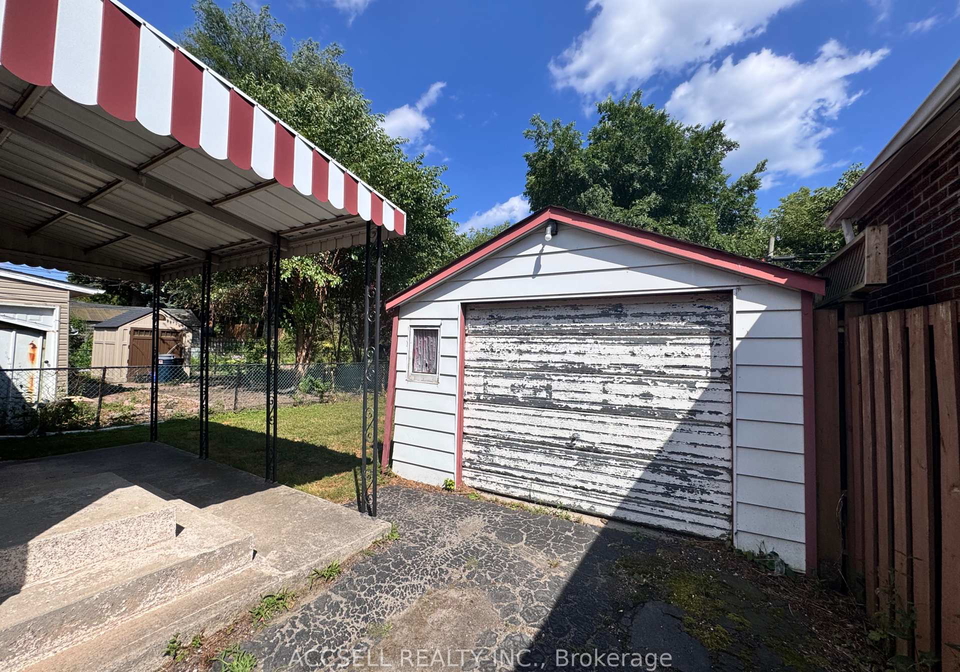 493-dawes-road-east-york-ontario-e12386445
