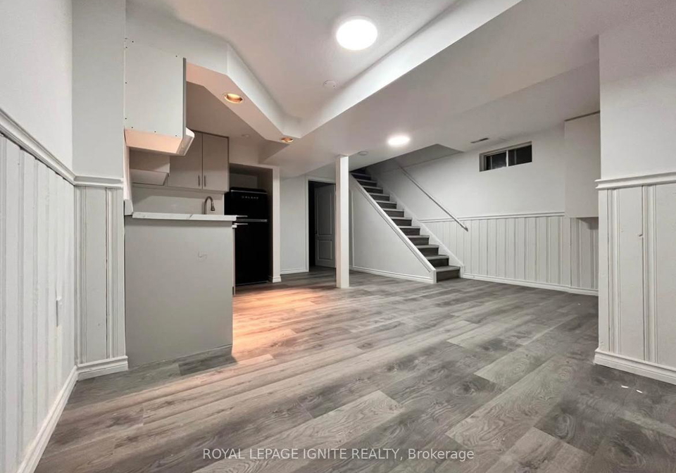 1068-pepperbush-court-oshawa-ontario-e12386643
