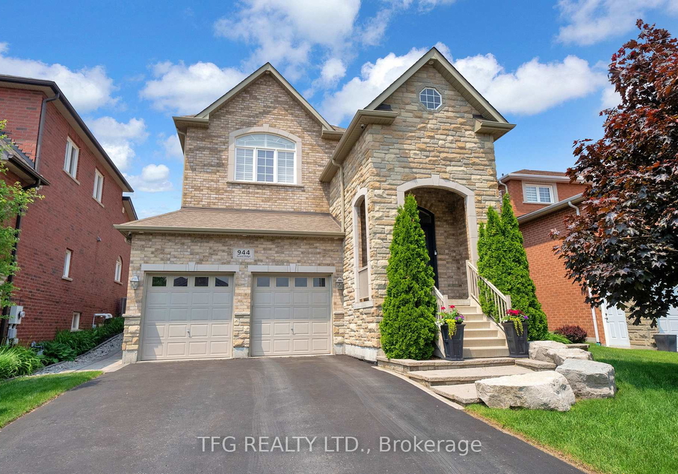 944-grand-ridge-avenue-oshawa-ontario-e12387970