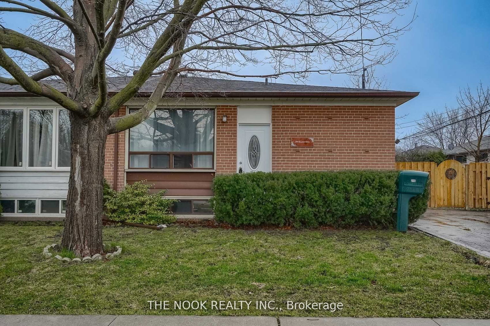 216-rosedale-drive-whitby-ontario-e12388202