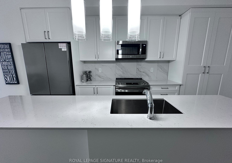 55-akil-thomas-gardens-scarborough-ontario-e12388420