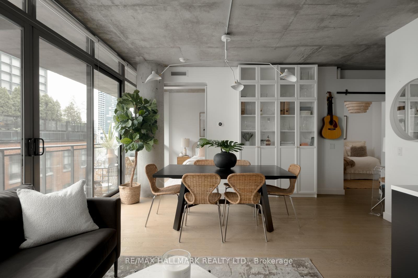 90-broadview-avenue-toronto-ontario-e12388729