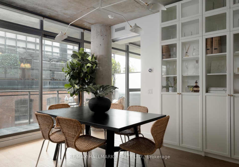 90-broadview-avenue-toronto-ontario-e12388729