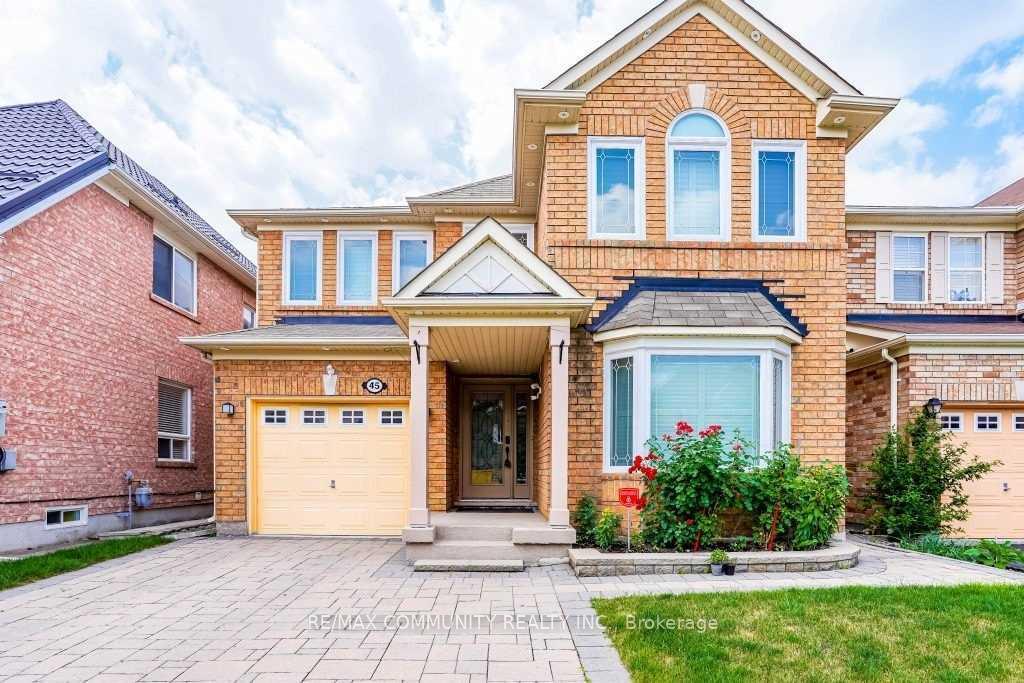 45-panda-square-scarborough-ontario-e12389209