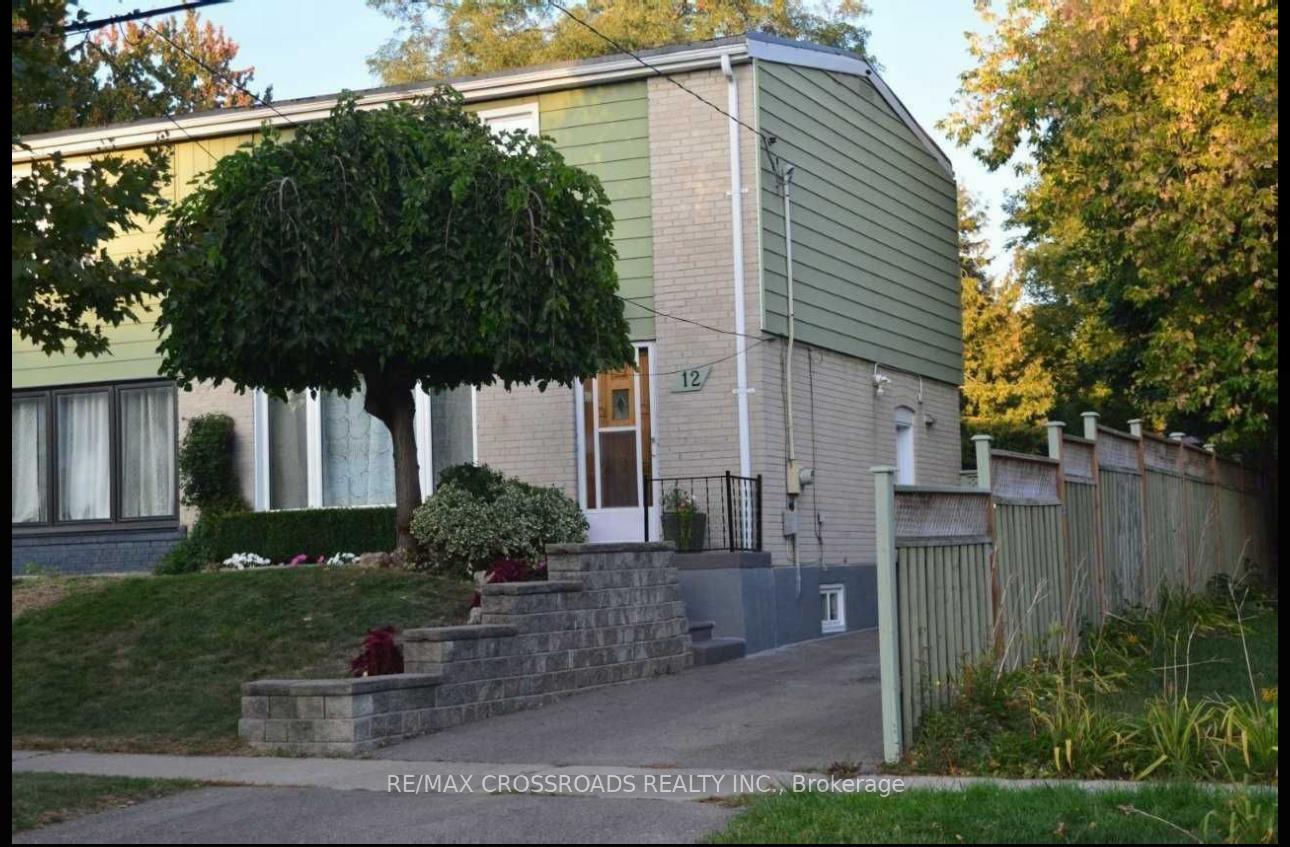 12-chevron-crescent-scarborough-ontario-e12389573