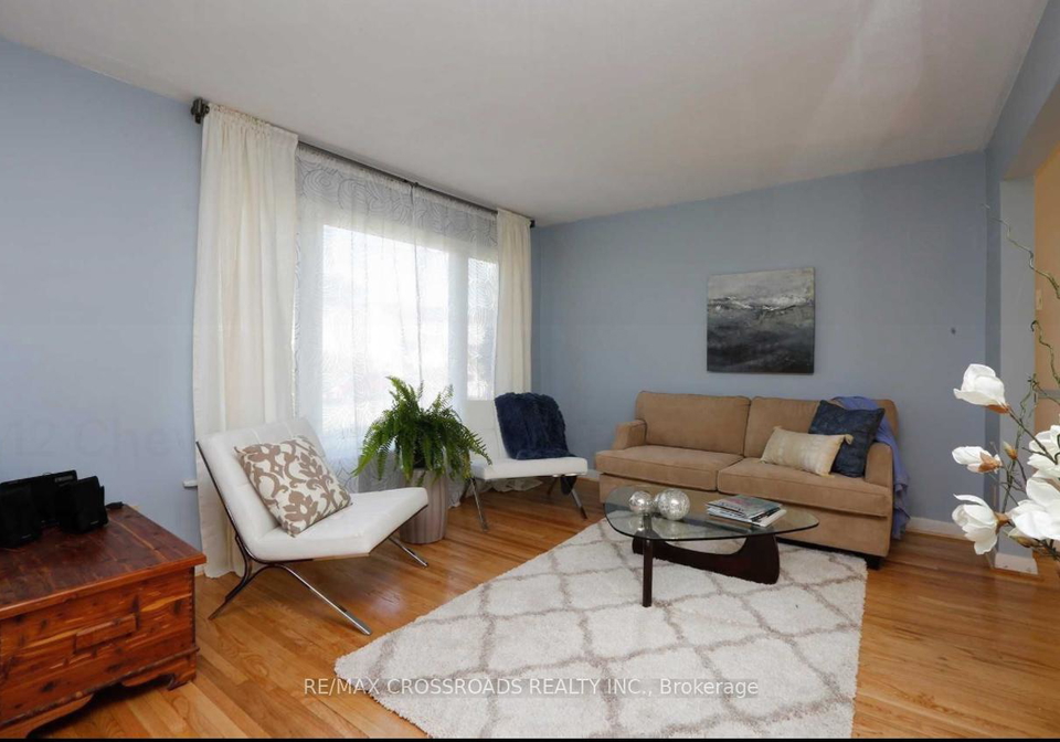 12-chevron-crescent-scarborough-ontario-e12389573
