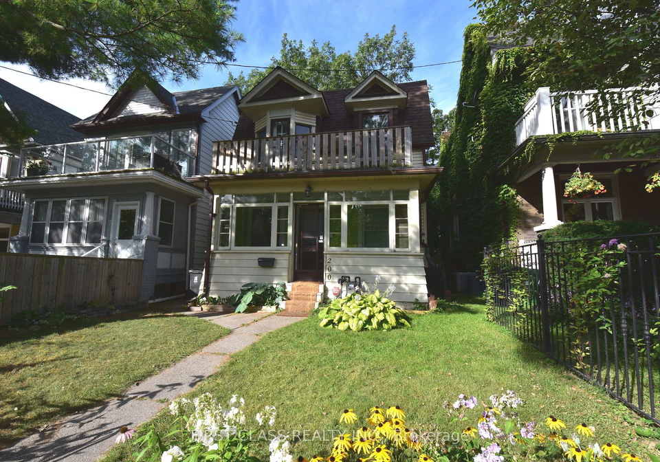 200-ashdale-avenue-toronto-ontario-e12390041