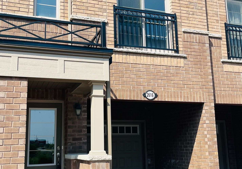 2616-deputy-minister-path-oshawa-ontario-e12390310