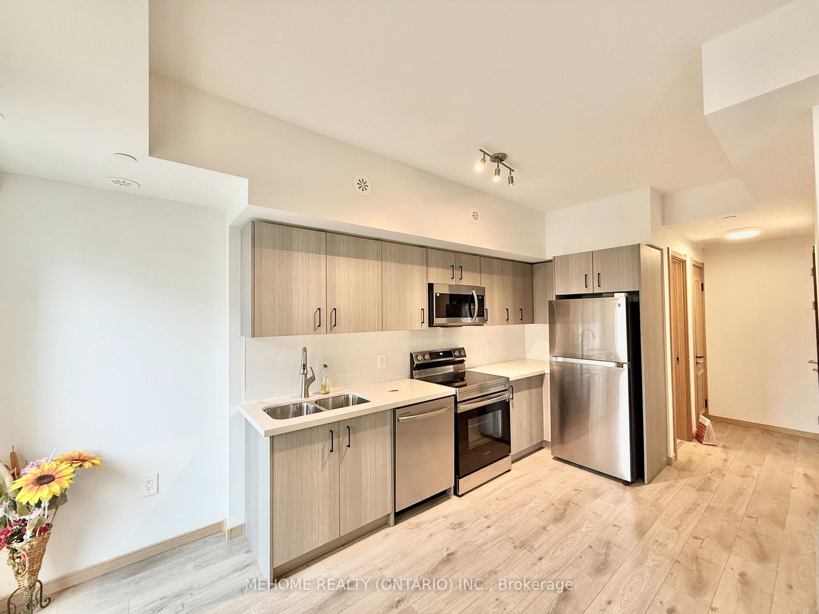 3423-sheppard-avenue-e-scarborough-ontario-e12390312