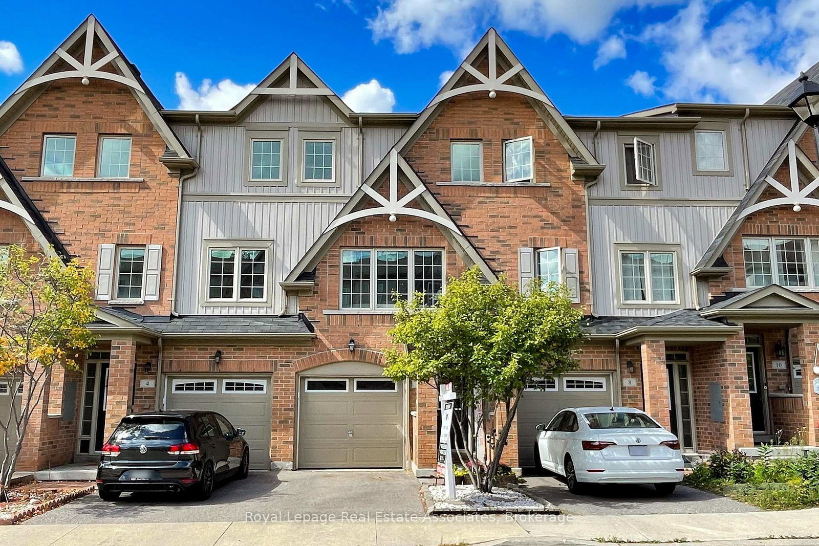 6-benjamin-way-whitby-ontario-e12390820