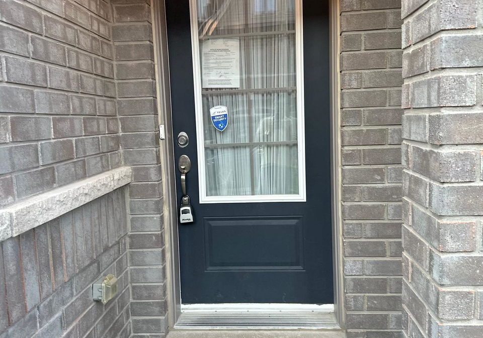 2557-barbarolli-path-oshawa-ontario-e12390829
