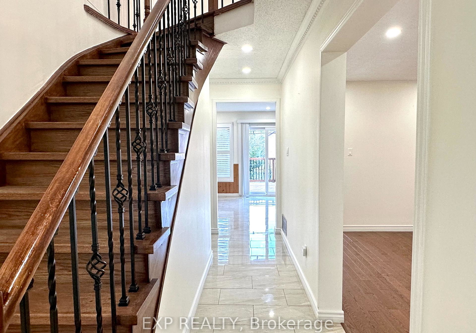 16-sullivan-drive-ajax-ontario-e12391244