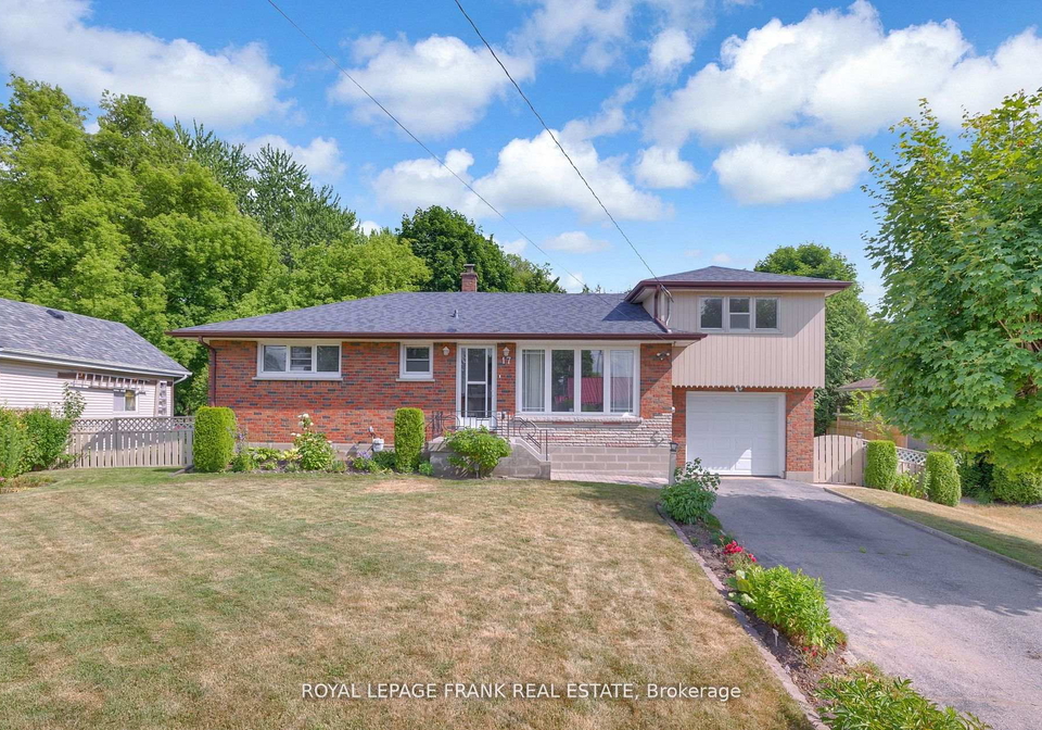 17-phair-avenue-clarington-ontario-e12391434
