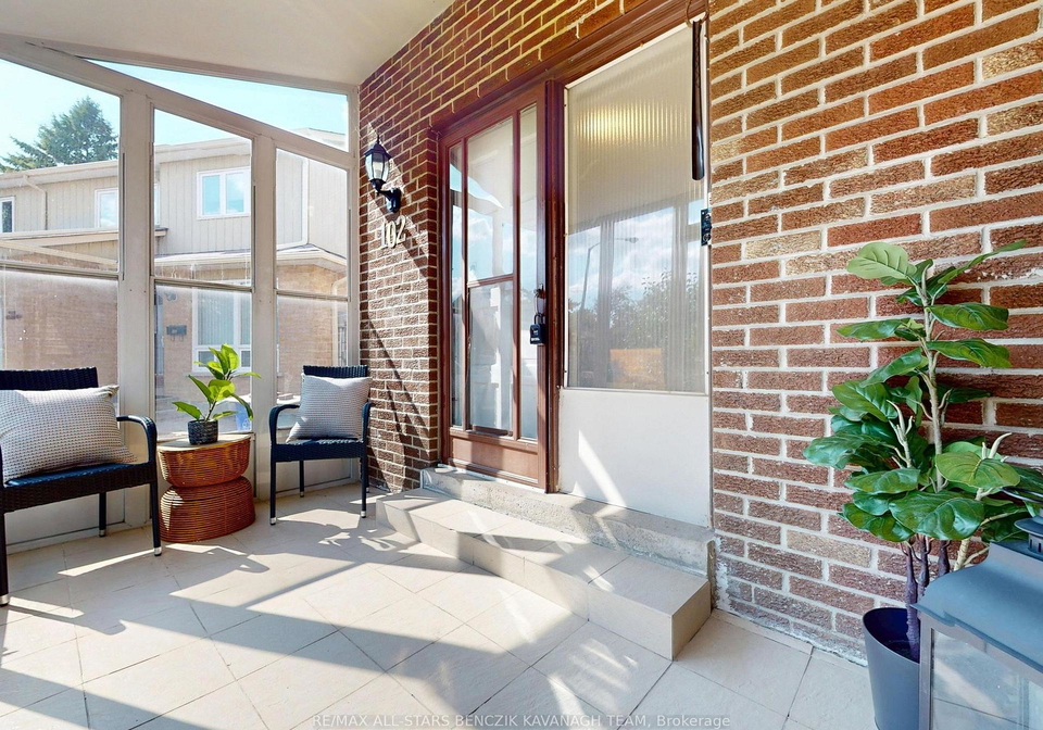 102-valdor-drive-scarborough-ontario-e12392213