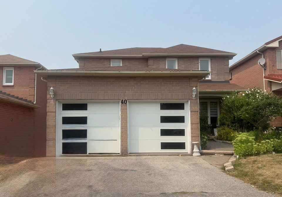 40-magill-drive-ajax-ontario-e12392398