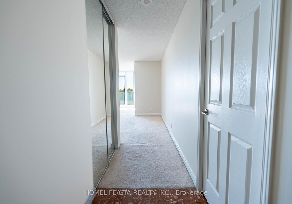 68-grangeway-avenue-scarborough-ontario-e12392811
