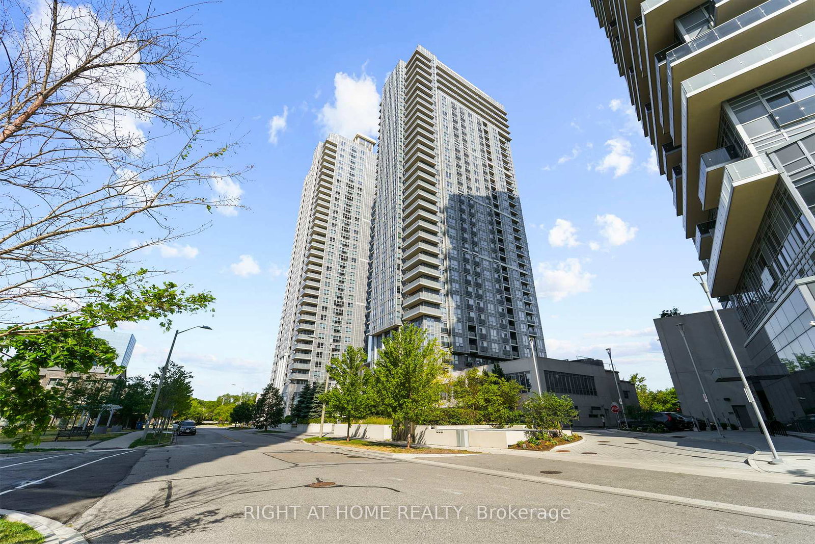 255-village-green-square-scarborough-ontario-e12393254