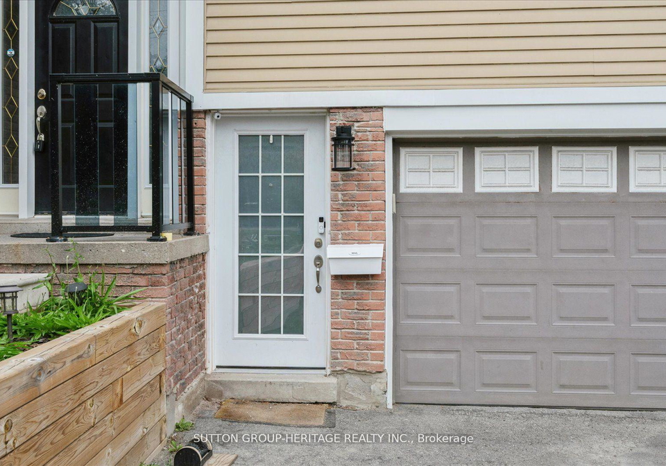 705-anderson-street-whitby-ontario-e12393485