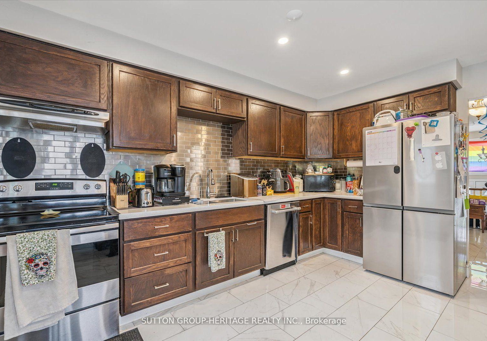 705-anderson-street-whitby-ontario-e12393485