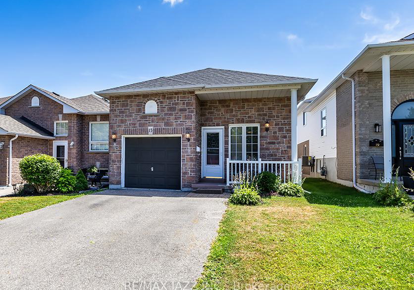 15-daiseyfield-avenue-clarington-ontario-e12393728