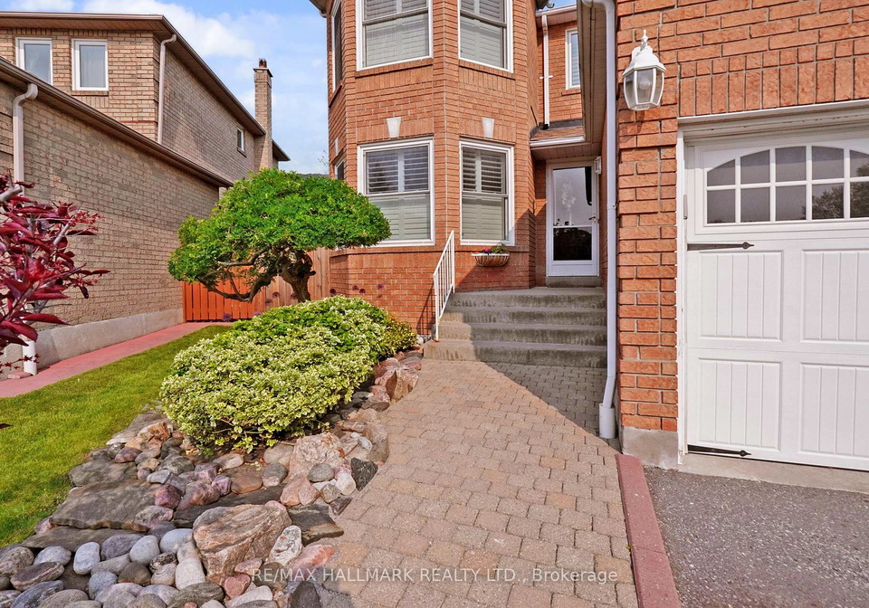 8-stearns-court-ajax-ontario-e12393927